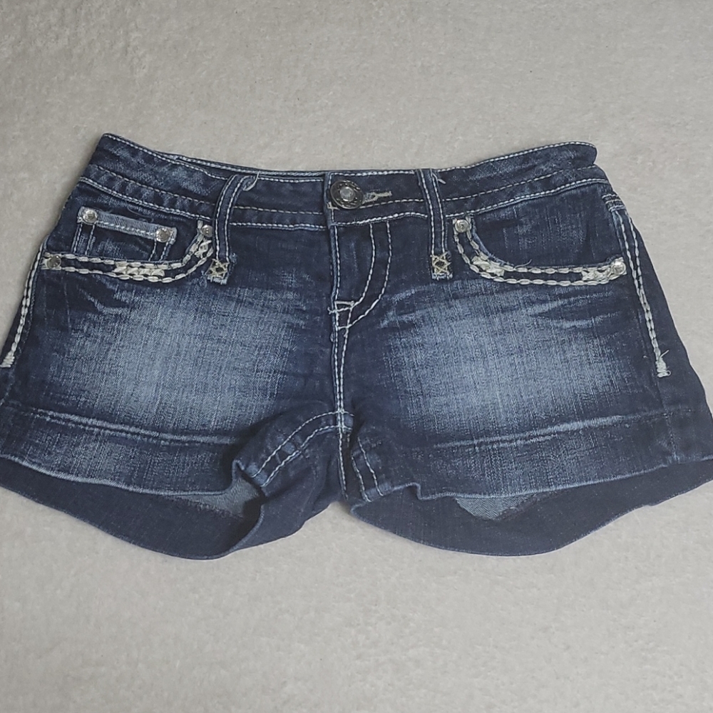 Like New Daytrip Scorpio Shorts